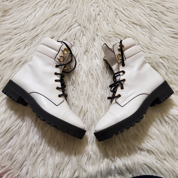 stuart weitzman jissika boots